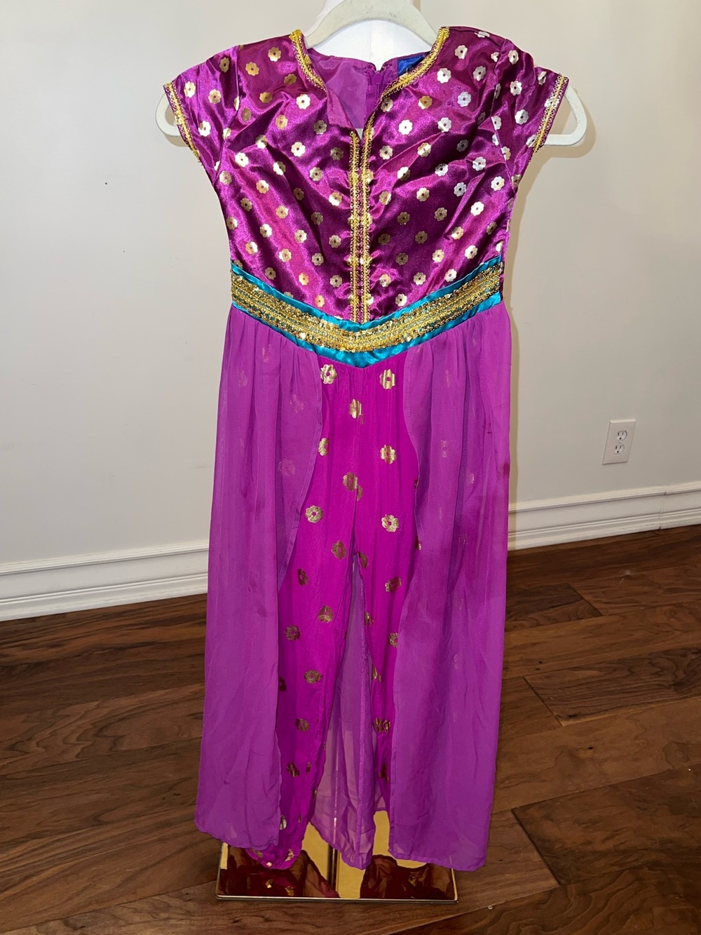 Disney’s Jasmine jumper with head piece